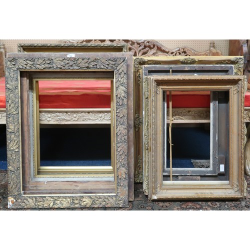 102 - Eight decorative picture frames (37cm x 52cm to 54.5cm x 67cm) (8)