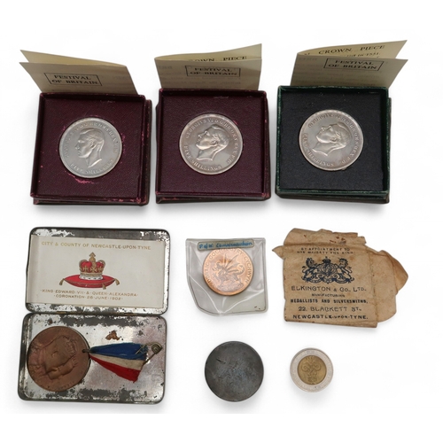 442 - A lot comprising 1951 Festival Of Britain commemorative crowns etc