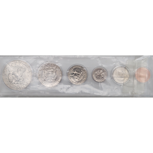 455 - United States Federal republic (1776-date)A lot comprising Morgan Dollars various dates together wit... 