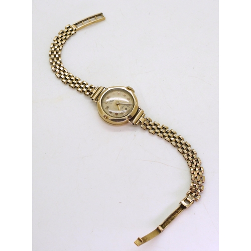 760 - A 9ct gold ladies Avia watch and strap, length 19cm, weight including mechanism 17gms