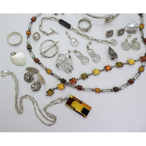 887 - A collection of silver and costume jewellery to include items made by John Hart, Ola Gorie and a She... 