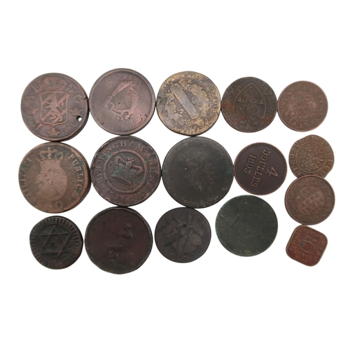 487 - A lot comprising a German counting token together with various coins and tokens