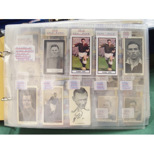 592 - Early-20th century football cigarette/collectors' cards, comprising the 