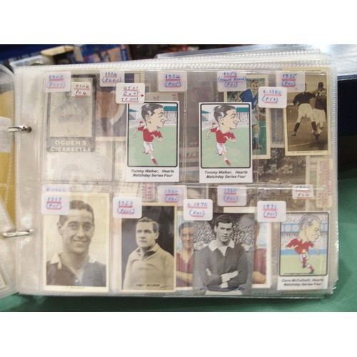 592 - Early-20th century football cigarette/collectors' cards, comprising the 