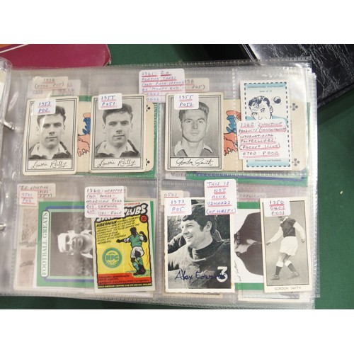 592 - Early-20th century football cigarette/collectors' cards, comprising the 