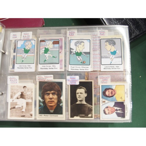 592 - Early-20th century football cigarette/collectors' cards, comprising the 