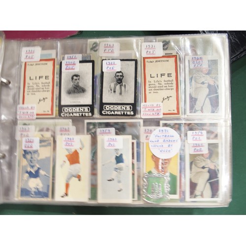 592 - Early-20th century football cigarette/collectors' cards, comprising the 