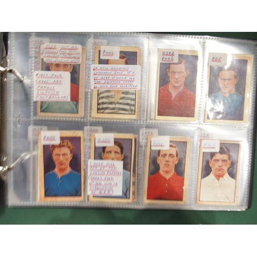 592 - Early-20th century football cigarette/collectors' cards, comprising the 