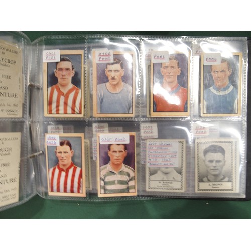 592 - Early-20th century football cigarette/collectors' cards, comprising the 