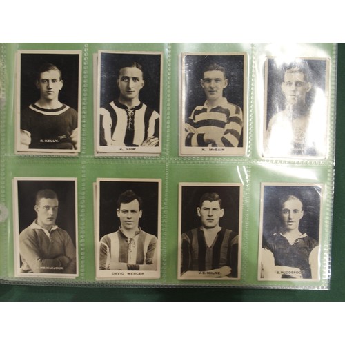 592 - Early-20th century football cigarette/collectors' cards, comprising the 