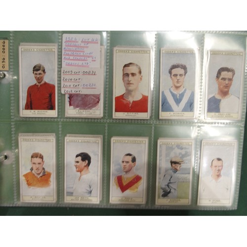 592 - Early-20th century football cigarette/collectors' cards, comprising the 