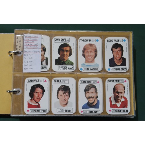 598 - A large collection of 1970s and later football cigarette/collectors' cards, to include the World Cup... 