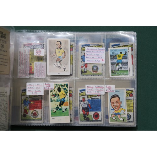 598 - A large collection of 1970s and later football cigarette/collectors' cards, to include the World Cup... 