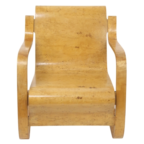 2081 - A MID 20TH CENTURY ALVAR AALTO FOR ARTEK HELSINKI MODEL 42 CANTILEVER ARMCHAIR with laminated birch ... 