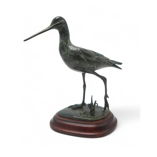 2154 - PATRICIA NORTHCROFTA bronze of a lapwing, 12.5cm high, together with another of a wading bird, 13.5c... 