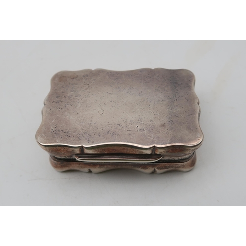 313 - A Victorian silver snuff box, by Edward Smith, Birmingham 1847, with engraved floral decoration, mon... 