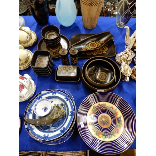 228 - Denby Arabesque tablewares, assorted blue and white plates, Royal Albert Moss Rose and Sweet Romance... 