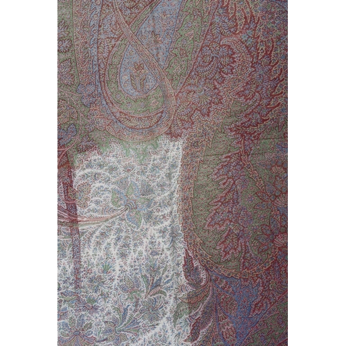 6003 - *PLEASE NOTE THAT THE PHOTOS HAVE BEEN AMENDED* Three late 19th century Paisley shawls, together wit... 