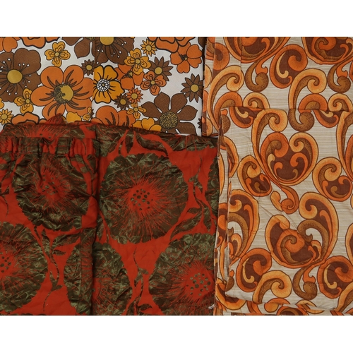 6015 - An assortment of mid century curtains, mainly in oranges and browns