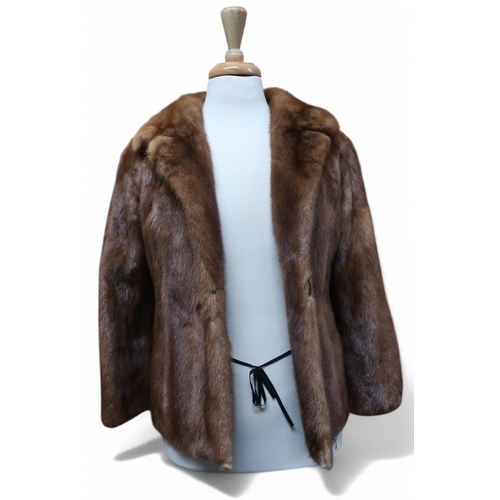 6094 - A mink fur coat