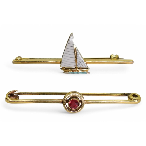 719 - A 9ct gold Garrard & Co brooch hallmarked Birmingham 1956, with an enamelled yacht design, lengt... 