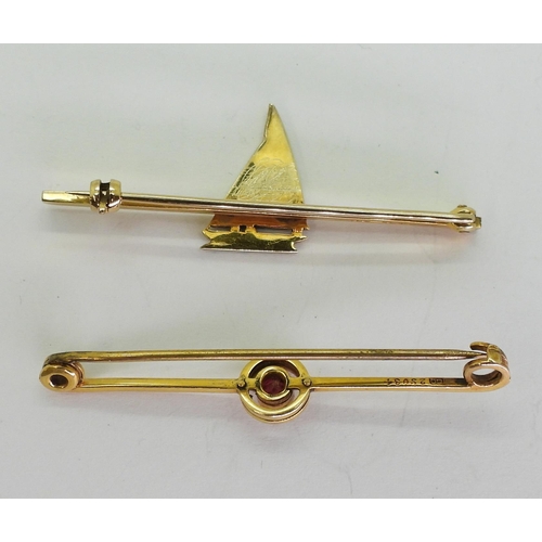 719 - A 9ct gold Garrard & Co brooch hallmarked Birmingham 1956, with an enamelled yacht design, lengt... 