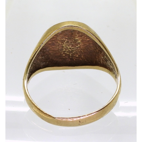 739 - A 9ct gold masonic design signet ring, size X, weight 5.9gms