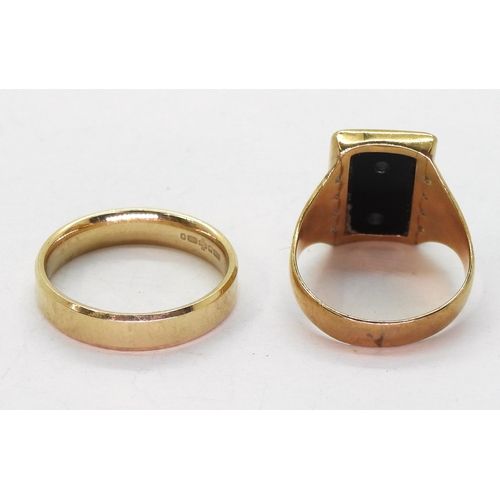 776 - A 9ct gold court wedding ring, size V1/2, together with an onyx 9ct signet ring (af) size T1/2 weigh... 