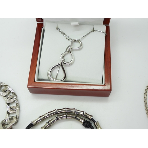 852 - A gents silver id bracelet, a Links of London gents necklace, a Hot diamonds necklace and other item... 