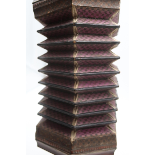 391A - A twenty-one button Anglo-Concertina, with 8 bellows 