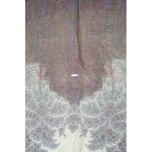 6003 - *PLEASE NOTE THAT THE PHOTOS HAVE BEEN AMENDED* Three late 19th century Paisley shawls, together wit... 