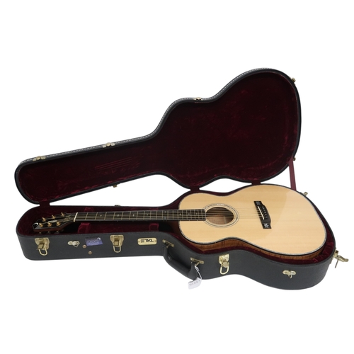 2520 - MOON DOUGIE MACLEAN SIGNATURE c.2000sWith black acacia back and sides and a sitka spruce top in a na... 