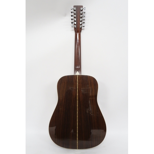 2528 - MARTIN D12-28 2005Rosewood back and sides and a spruce top, ebonised 20-fret fretboard and black pic... 