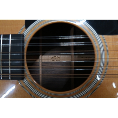 2528 - MARTIN D12-28 2005Rosewood back and sides and a spruce top, ebonised 20-fret fretboard and black pic... 