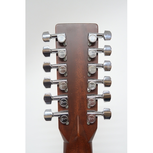 2528 - MARTIN D12-28 2005Rosewood back and sides and a spruce top, ebonised 20-fret fretboard and black pic... 