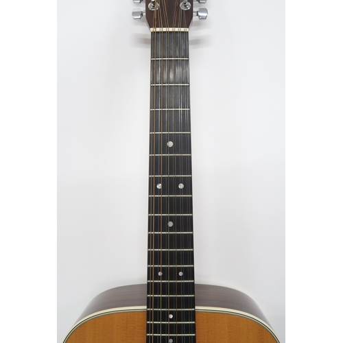 2528 - MARTIN D12-28 2005Rosewood back and sides and a spruce top, ebonised 20-fret fretboard and black pic... 