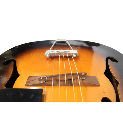 2529 - KALAMAZOO KG-21 c.1935Mahogany back & sides with an arched back, spruce top in a sunburst finish... 