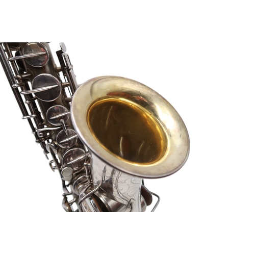 2534 - A CURVED SOPRANO MARTIN SAXOPHONE c.1923Handcraft model, no. 39696, low pitch, in silver plate with ... 