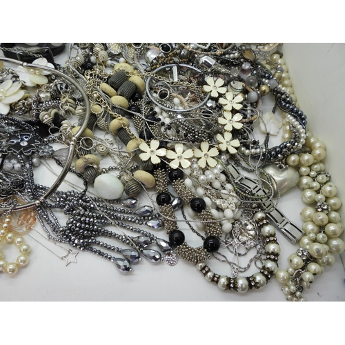 852 - A large collection of costume jewellery, to include items by pilgrim, statement necklaces and statem... 