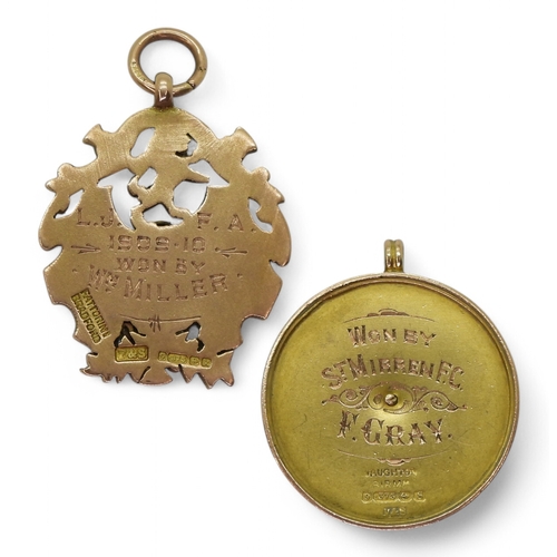 2558 - FRED GRAY OF St. MIRREN F.C. - A 9ct GOLD AND ENAMEL PAISLEY CHARITY CUP 1917 WINNER'S MEDALBy Vaugh... 