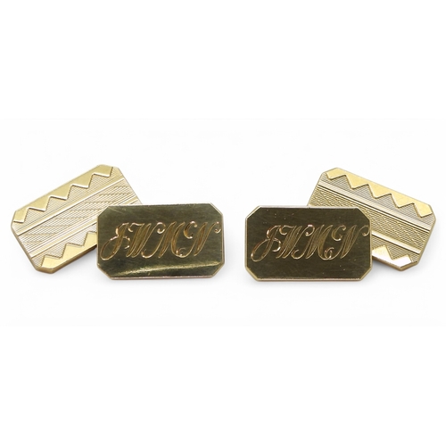 2777A - QUALITY 9CT CUFFLINKSmade in heavy gauge gold, machine engraved with a chevron pattern and hand engr... 