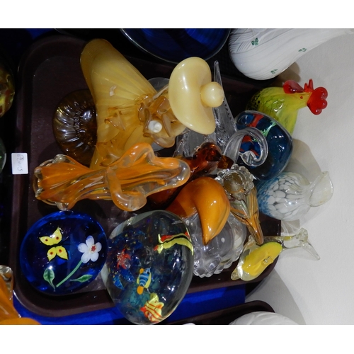 228 - A collection of Murano and other glass figures, paperweights, animals, birds etc