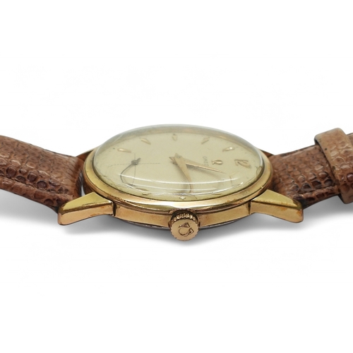 2889 - A GENTS OMEGAwith a rose gold plated case, textured cream dial with gold coloured dart shaped and Ar... 