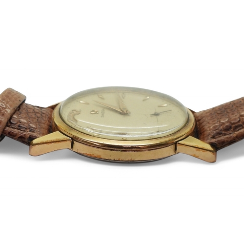 2889 - A GENTS OMEGAwith a rose gold plated case, textured cream dial with gold coloured dart shaped and Ar... 