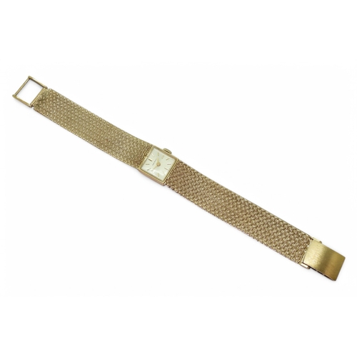 2894 - A LADIES JEAN RENET BRACELET WATCHthe case and integral strap are made in 9ct gold with London hallm... 