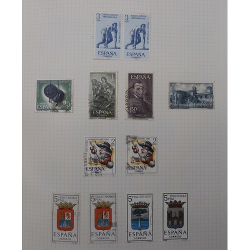 7036 - A good collection to include air stamps in a utility album with Honduras 1930 air stamps, Italy 1930... 