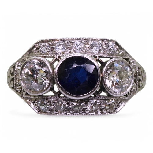 2800 - A SAPPHIRE & DIAMOND RINGin the American Art Deco style, mounted in white metal with galleried m... 