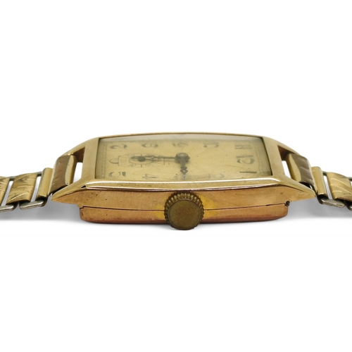 737 - A 9ct gold cased gents watch, with Chester hallmarks for 1933, with Swiss 15 jewel movement and gold... 