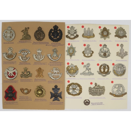 375 - Military cap badges, to include the Army Cyclist Corps, Grenadier Guards, Welsh Guards, Duke of Corn... 