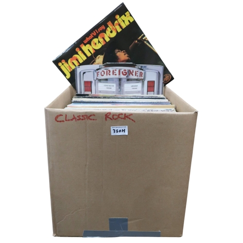 350H - VINYL RECORDS a good box of classic rock LP records with Poco, Chicago, The Doobie Brothers, Foreign... 